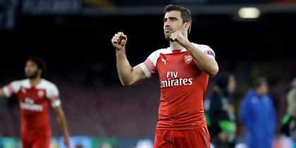 Νικολακόπουλος: «Αύριο υπογράφει ο Παπασταθόπουλος στον Ολυμπιακό»