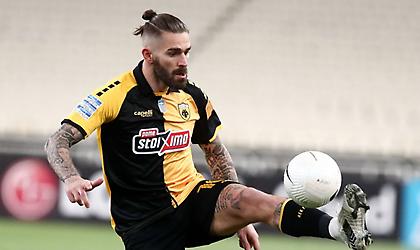 Η ενδεκάδα της ΑΕΚ: Σέντερ φορ ο Λιβάγια