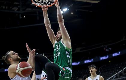 Με φόρα από τον Ολυμπιακό η Ζαλγκίρις