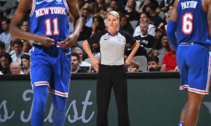 Ιστορική στιγμή στο ΝΒΑ: Πρώτη φορά δύο γυναίκες διαιτητές στο Μάτζικ-Χόρνετς