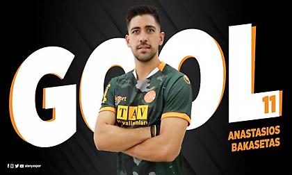 Μπακασέτας: Το «παστέλωσε» ξανά! (video)