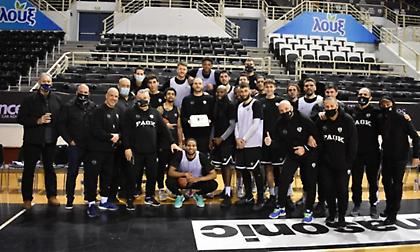 Προπόνηση και γενέθλια στον ΠΑΟΚ