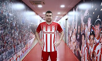 Νικολακόπουλος: «Οι εξελίξεις με εξτρέμ στον Ολυμπιακό και τα καλά τεστ του Σωκράτη»