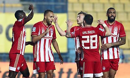 Ακόμη κι έτσι, ο Ελ Αραμπί κι ο Βαλμπουενά «είναι εκεί»…