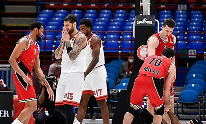 Άργησε και το «πλήρωσε» στο Μιλάνο ο Ολυμπιακός!