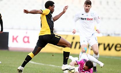 ΑΕΚ-ΠΑΣ Γιάννινα 0-2