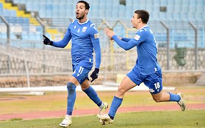 Λαμία-Απόλλων Σμύρνης: Άνοιξαν το σκορ με τον Καραμάνο οι γηπεδούχοι (vid)