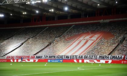 Ολυμπιακός: Πανό κατά Ιβάν και ΠΑΟΚ στο «Γ. Καραϊσκάκης» (pics)