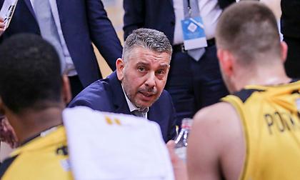 ΑΕΚ-ΠΑΟΚ: Αποβλήθηκε για διαμαρτυρία ο Παπαθεοδώρου!