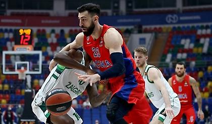 Σενγκέλια: «Ουδέποτε τσακώθηκα με τον Τζέιμς»