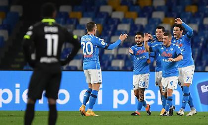 Στους τέσσερις με τεσσάρα η Νάπολι