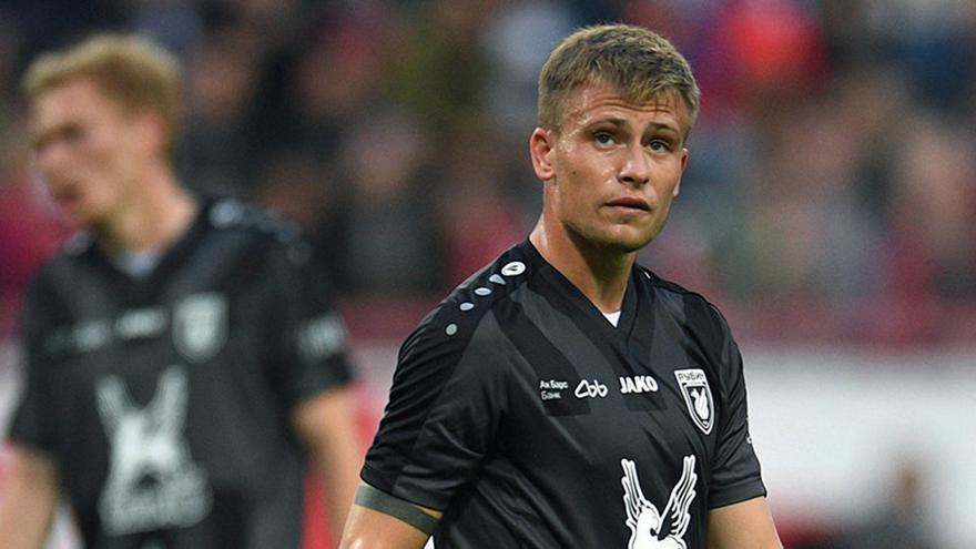 Επιβεβαιώνει η Ρούμπιν: «Σε επαφές με ΑΕΚ για Νταντσένκο»