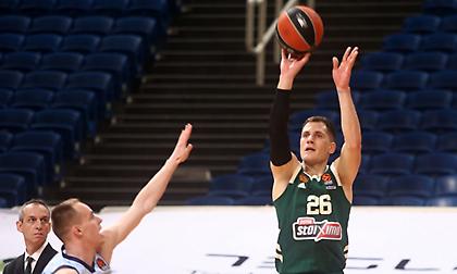 Παναθηναϊκός-Βαλένθια: Παπαγιάννης μπλοκάρει, Νέντοβιτς «πυροβολεί» (vid)