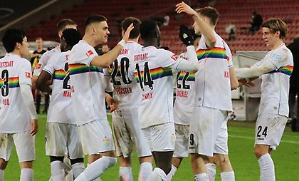 Επέστρεψαν τα χαμόγελα στη Στουτγκάρδη!