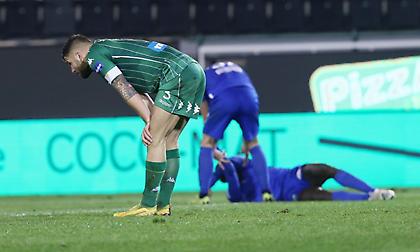 Σένκεφελεντ: «Η Λαμία έβαλε… πούλμαν στην εστία»