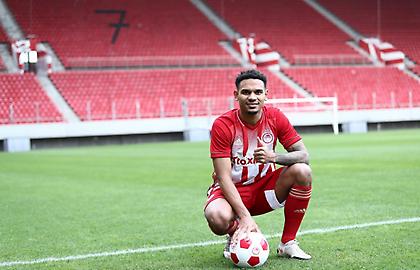 Λαλά: «Να προσθέσω το πετραδάκι μου στο οικοδόμημα του Ολυμπιακού»