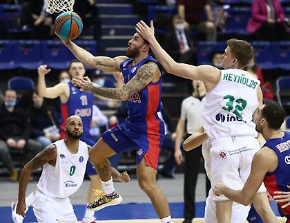 Ο Λούντμπεργκ σόκαρε την ΤΣΣΚΑ στην επιστροφή Τζέιμς