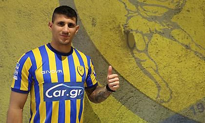 Επίσημο: Στον Παναιτωλικό ο Καρέλης