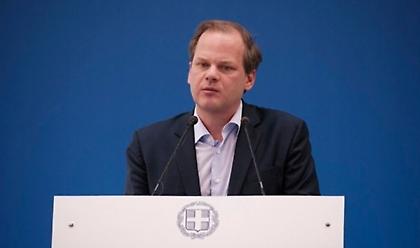 Kαραμανλής: Αυστηρές ποινές στον νέο ΚΟΚ - 1.225 λεωφορεία στην Αθήνα