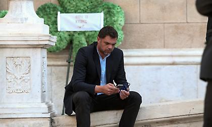 Ραγίζει καρδιές ο Παπανικολάου: «Για όλους αυτούς που έχουν κάποιον δικό τους εκεί ψηλά»