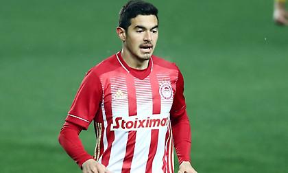 Στη Ρασίνγκ ο Λοβέρα - Ολοκληρώθηκε ο δανεισμός από τον Ολυμπιακό