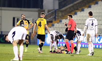Η άσχημη πτώση του Γαλανόπουλου που τρόμαξε την ΑΕΚ (vid)