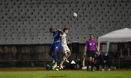 «Κόλλησε» η Πόρτο και έχασε έδαφος