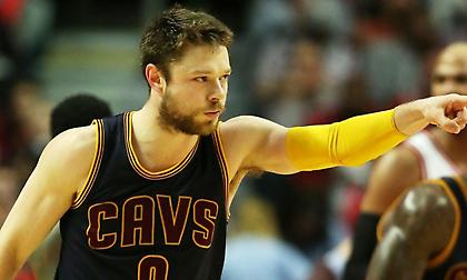 Ντελαβεντόβα: Μια διάσειση ίσως βάλει τέλος στην καριέρα του