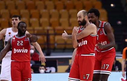 Η εκπληκτική άμυνα του Σπανούλη στον Μακ (video)