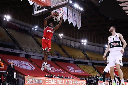 Το φοβερό γκολ-φάουλ κάρφωμα του ΜακΚίσικ (video)