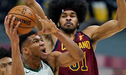 Γιάννης: Τα highlights της νίκης των Μπακς