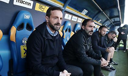 Μάντζιος: «Νίκη με ΑΕΚ, όπως και σε κάθε αγώνα»