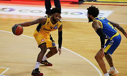 ΑΕΚ-Περιστέρι: Ο Μέικον σούταρε μέχρι να βάλει τρίποντο! (vid)