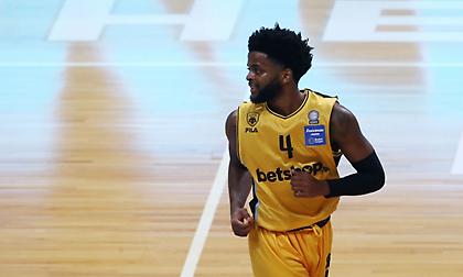 Σαρωτικός στο ντεμπούτο του ο Ντάριλ Μέικον! (vid)