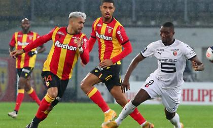 «Γλίστρησαν» στη βροχή Λανς και Ρεν