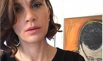 Σοκάρουν οι καταγγελίες Παπαχαραλάμπους: Κατέβαζε το παντελόνι και ουρούσε επιδεικτικά στον νιπτήρα