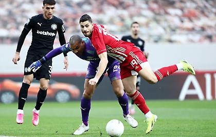 Ολυμπιακός-ΟΦΗ: Το πέναλτι που ζήτησε ο Μασούρας στο 6'