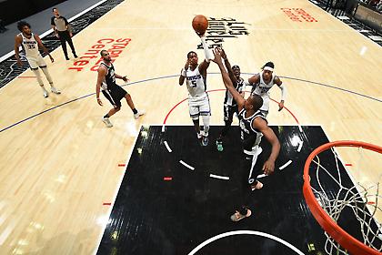 Άλωσαν το LA οι Κινγκς