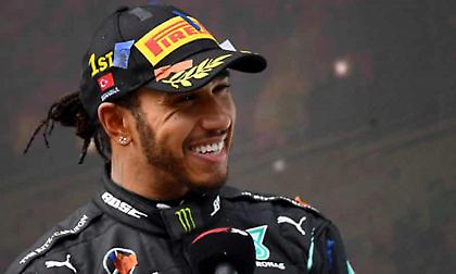 Μαζί και το 2021 Mercedes και Χάμιλτον