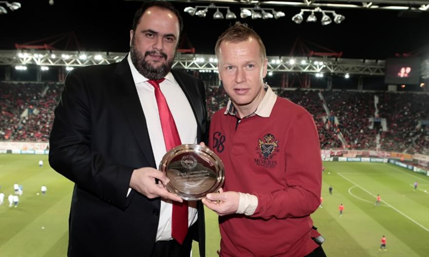 Ζέτερμπεργκ: «Έχω μιλήσει με τον Καρεμπέ για να αναλάβω πόστο στον Ολυμπιακό»