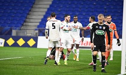 Πεντάρα πρόκρισης η Λιόν