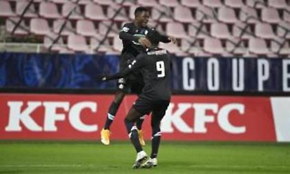 Χαλαρά η Λιλ, πρόκριση για τα φαβορί