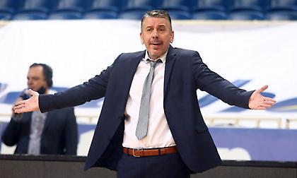 Έκρηξη Παπαθεοδώρου: «Μικρόψυχα και σκ@@@ψυχα ανθρωπάκια, εκτελέσατε οργανωμένο σχέδιο»