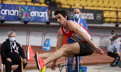 Πανελλήνιο κλειστού στίβου: Έφτασε τις 15 νίκες ο Τσιάμης! (vid)