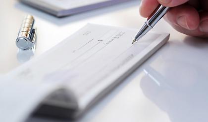 Aπό Δευτέρα, 15/2 οι δηλώσεις αναστολής επιταγών στις τράπεζες - Διευκρινίσεις της ΕΕΤ