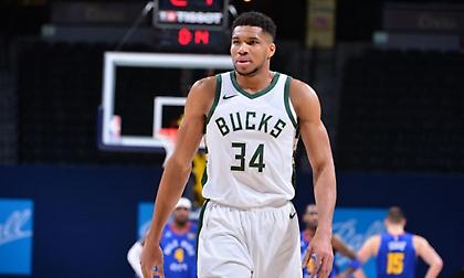 ΝΒΑ: Οι καλύτερες στιγμές του Γιάννη κόντρα στους Τζαζ