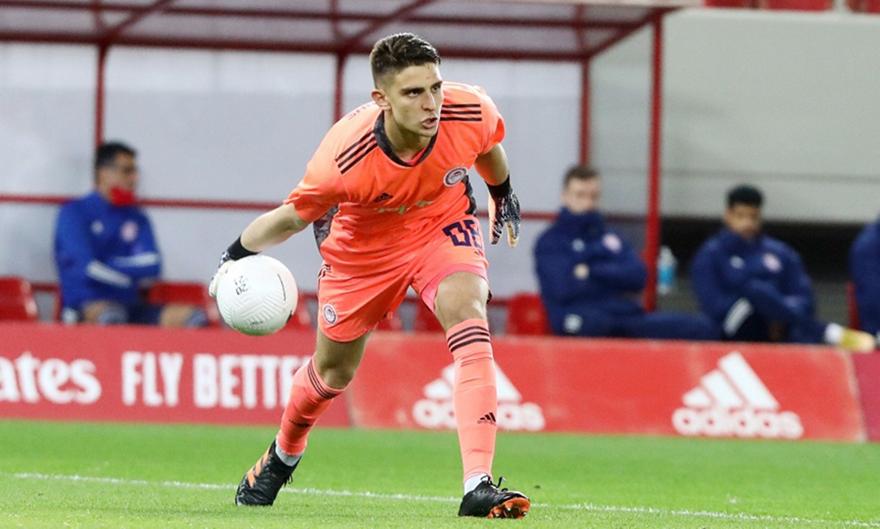 Ανανέωσε μέχρι το 2024 στον Ολυμπιακό και ο Τζολάκης!