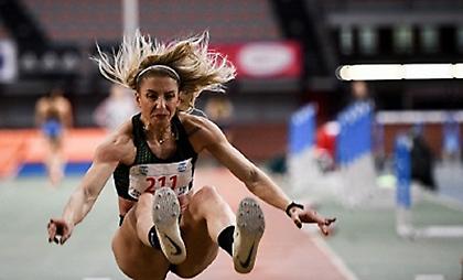 Πανελλήνιο κλειστού στίβου: Η Παπαχρήστου νικήτρια στο μήκος, έκτο νταμπλ για τον Δημητράκη