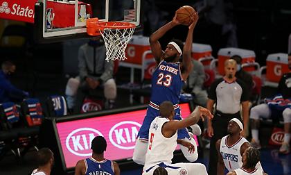 Νικς: Χάνουν για πάνω από έναν μήνα τον Ρόμπινσον