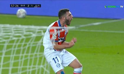 Ο Ριόχα έβαλε ξανά την Αλαβές στο ματς κόντρα στη Μπαρτσελόνα (video)